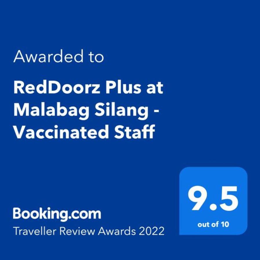 Reddoorz Plus At Malabag Silang - Vaccinated Staff Exterior photo