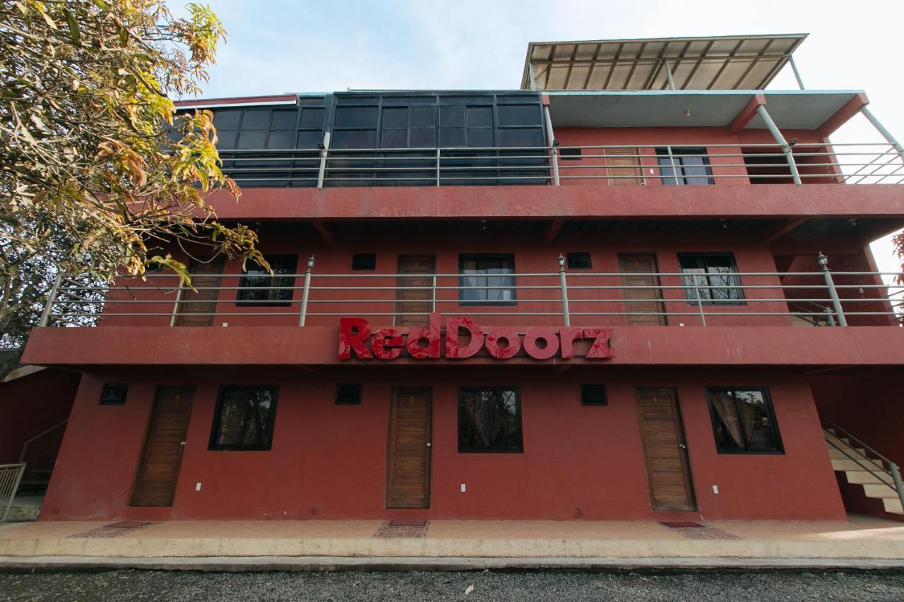 Reddoorz Plus At Malabag Silang - Vaccinated Staff Exterior photo